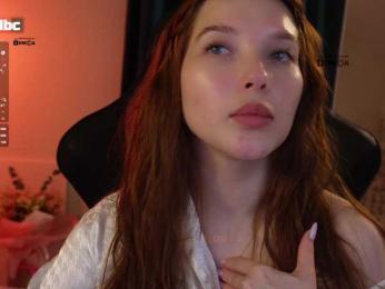 _Q_ — Bongacams recorded stream image, 17.08.2025 18:40