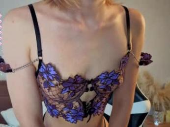 minnietammy — Chaturbate recorded stream image, 18.08.2025 06:10