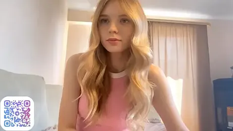 FruityXo — Stripchat recorded stream screenshot (18 Aug 2025)