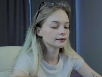 vialeta-baby — Bongacams recorded stream image, 19.08.2025 04:40