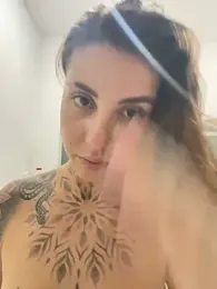 Izy_cute_ — Stripchat recorded stream screenshot (20 Aug 2025)