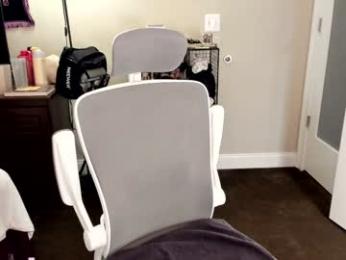 eve003300 — Chaturbate recorded stream image, 19.08.2025 21:40