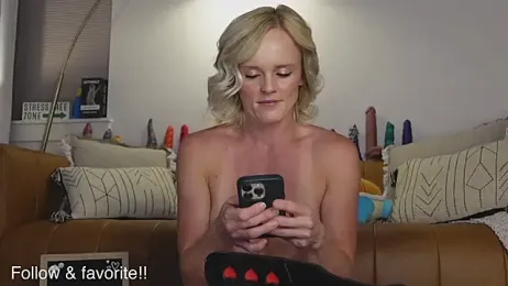 Taylorlove303 — Stripchat recorded stream image, 20.08.2025 10:10