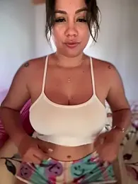 ValeryGrey — Stripchat recorded stream image, 20.08.2025 12:40