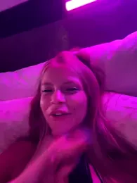 AnastasiaAniess — Stripchat recorded stream image, 20.08.2025 19:50