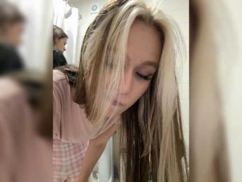askorbinkiii — Bongacams recorded stream image, 22.08.2025 02:00