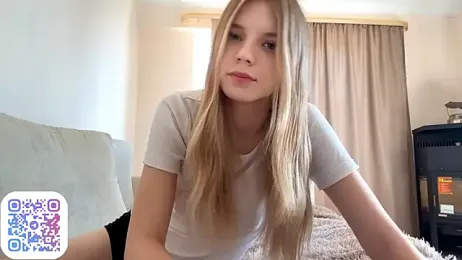 FruityXo — Stripchat recorded stream screenshot (22 Aug 2025)