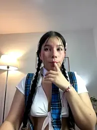 AmyWild — Stripchat recorded stream image, 22.08.2025 17:50