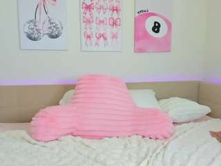 bbygirlzoe — Camsoda recorded stream image, 23.08.2025 06:10