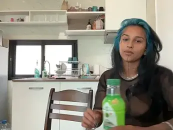 venus-magik — Stripchat recorded stream screenshot (23 Aug 2025)