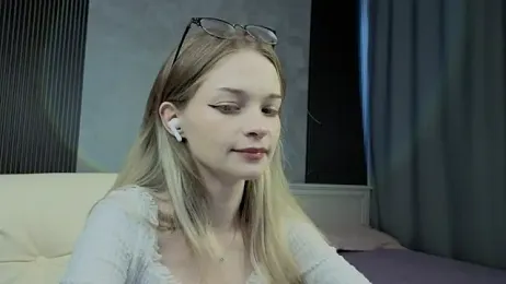 vialeta_baby — Stripchat recorded stream image, 23.08.2025 05:20