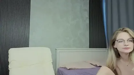 vialeta_baby — Stripchat recorded stream image, 23.08.2025 05:20