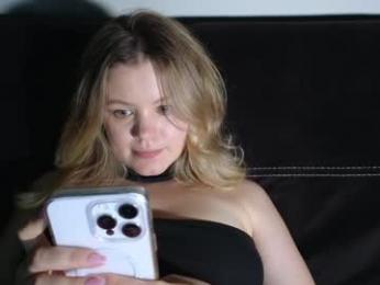 dianaholiday — Chaturbate recorded stream image, 24.08.2025 12:20