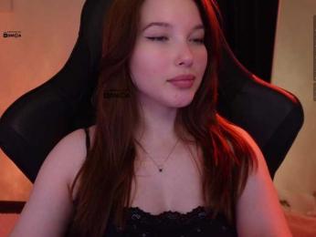 _Q_ — Bongacams recorded stream image, 25.08.2025 11:00