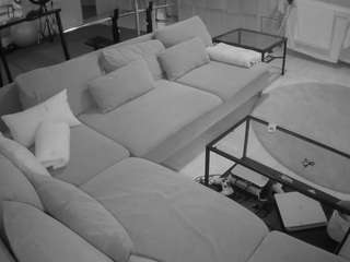 voyeurcam-julmodels-living-3 — Camsoda recorded stream image, 16.08.2025 18:30