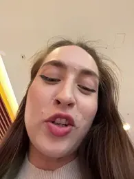 Holly_Play — Stripchat recorded stream image, 26.08.2025 10:00