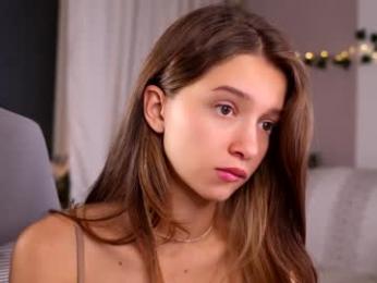 little_poetry — Chaturbate recorded stream image, 26.08.2025 14:40
