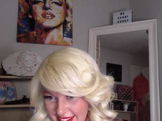 mshunnybunnyy — Camsoda recorded stream screenshot (27 Aug 2025)