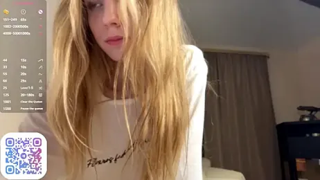 FruityXo — Stripchat recorded stream screenshot (27 Aug 2025)