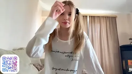 FruityXo — Stripchat recorded stream screenshot (27 Aug 2025)