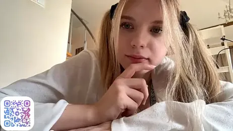 FruityXo — Stripchat recorded stream screenshot (27 Aug 2025)