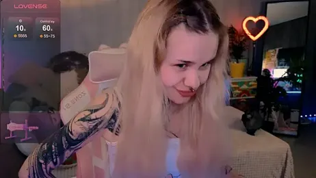 Britney_Lynch — Stripchat recorded stream image, 27.08.2025 20:00