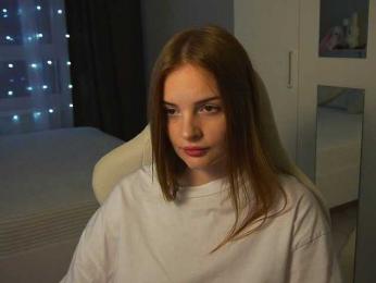 AliceCost — Bongacams recorded stream image, 27.08.2025 17:00