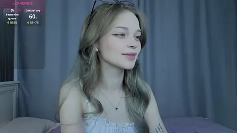 vialeta_baby — Stripchat recorded stream image, 27.08.2025 22:30