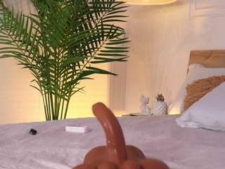 alana-haze — Camsoda recorded stream image, 28.08.2025 04:30