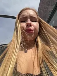 Liza_risky — Stripchat recorded stream image, 28.08.2025 08:30