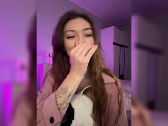 ShyAlya — Bongacams recorded stream screenshot (28 Aug 2025)