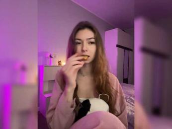 ShyAlya — Bongacams recorded stream screenshot (28 Aug 2025)