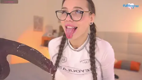 Bllowjoyy — Stripchat recorded stream image, 29.08.2025 07:10