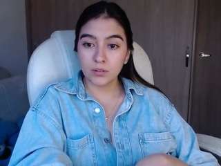 alexyferrer — Camsoda recorded stream image, 14.02.2025 20:20