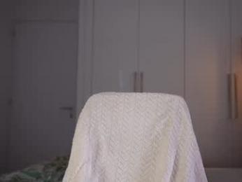 kriss0leoo — Chaturbate recorded stream image, 30.08.2025 08:00