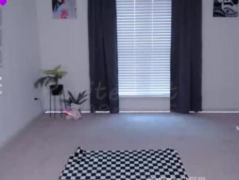 petitebrat — Chaturbate recorded stream screenshot (30 Aug 2025)