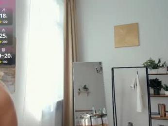 glossybabe_ — Chaturbate recorded stream image, 31.08.2025 07:20