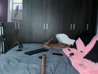 merida-blue — Camsoda recorded stream image, 03.09.2025 13:00