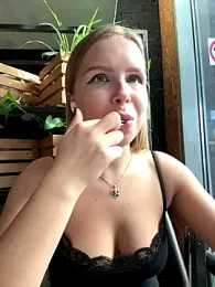 Liza_risky — Stripchat recorded stream image, 03.09.2025 11:20