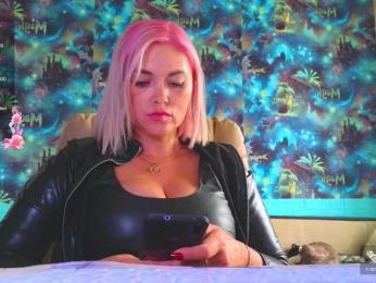 Mistress-Gwen — Bongacams recorded stream image, 04.09.2025 04:00