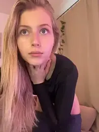 LunaRase — Stripchat recorded stream screenshot (04 Sep 2025)