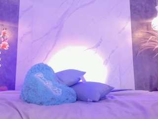 kiimthompson — Camsoda recorded stream image, 04.09.2025 13:20