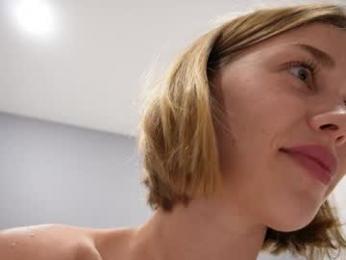 molly_p — Chaturbate recorded stream screenshot (04 Sep 2025)