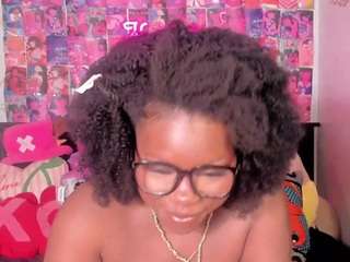 karliekayozz — Camsoda recorded stream image, 05.09.2025 15:50