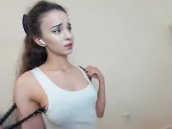 ehotlovea — Chaturbate recorded stream image, 05.09.2025 20:00