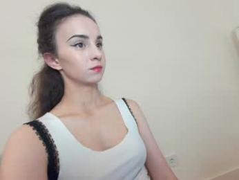 ehotlovea — Chaturbate recorded stream image, 05.09.2025 20:00