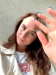 Dina_Tease — Stripchat recorded stream image, 07.09.2025 08:20