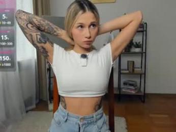 glossybabe_ — Chaturbate recorded stream image, 08.09.2025 07:00