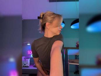 Nataliecroys — Bongacams recorded stream screenshot (15 Feb 2025)