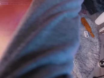 mollyflwers — Chaturbate recorded stream screenshot (09 Sep 2025)